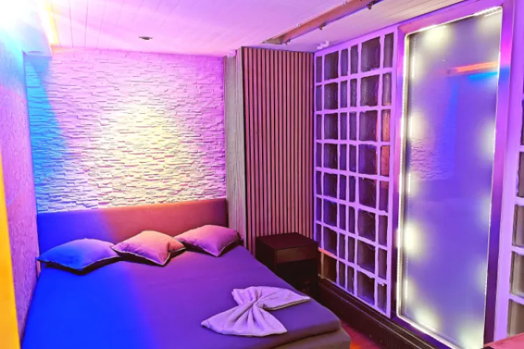 Club photos opening time